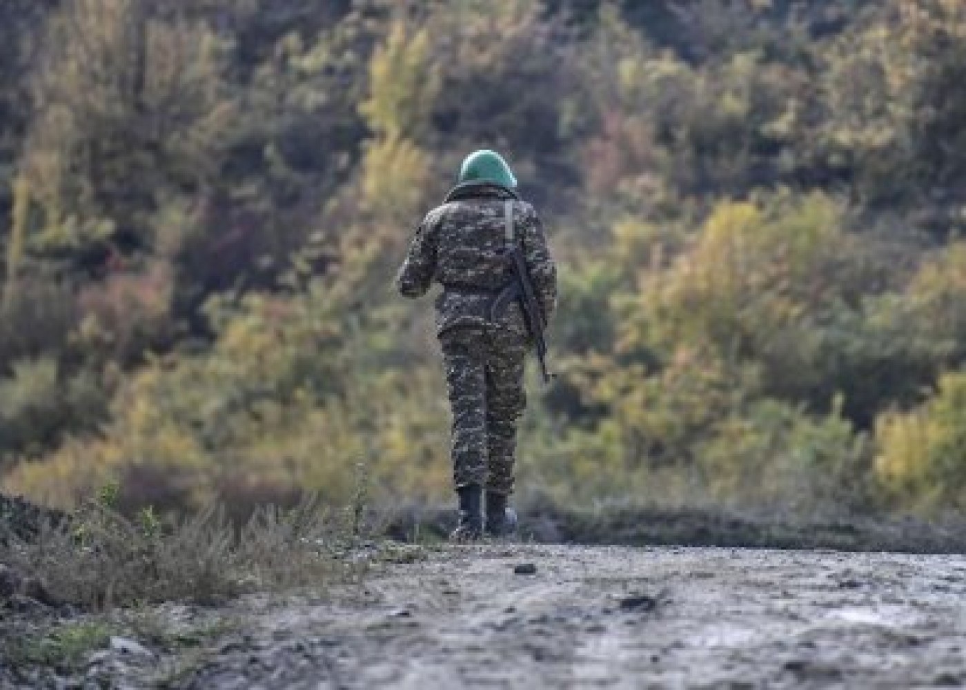 Ermənistanda pensiyaya çıxmış hərbçilər xidmətə qaytarılır